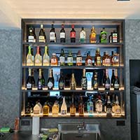 大阪府の店舗　BAR LOUNGE ailes様