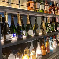 大阪府の店舗　BAR LOUNGE ailes様